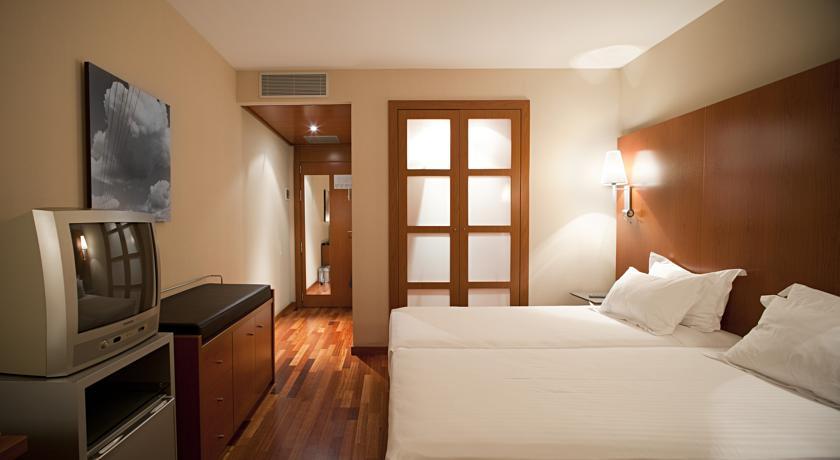 Ac Hotel Huelva By Marriott מראה חיצוני תמונה
