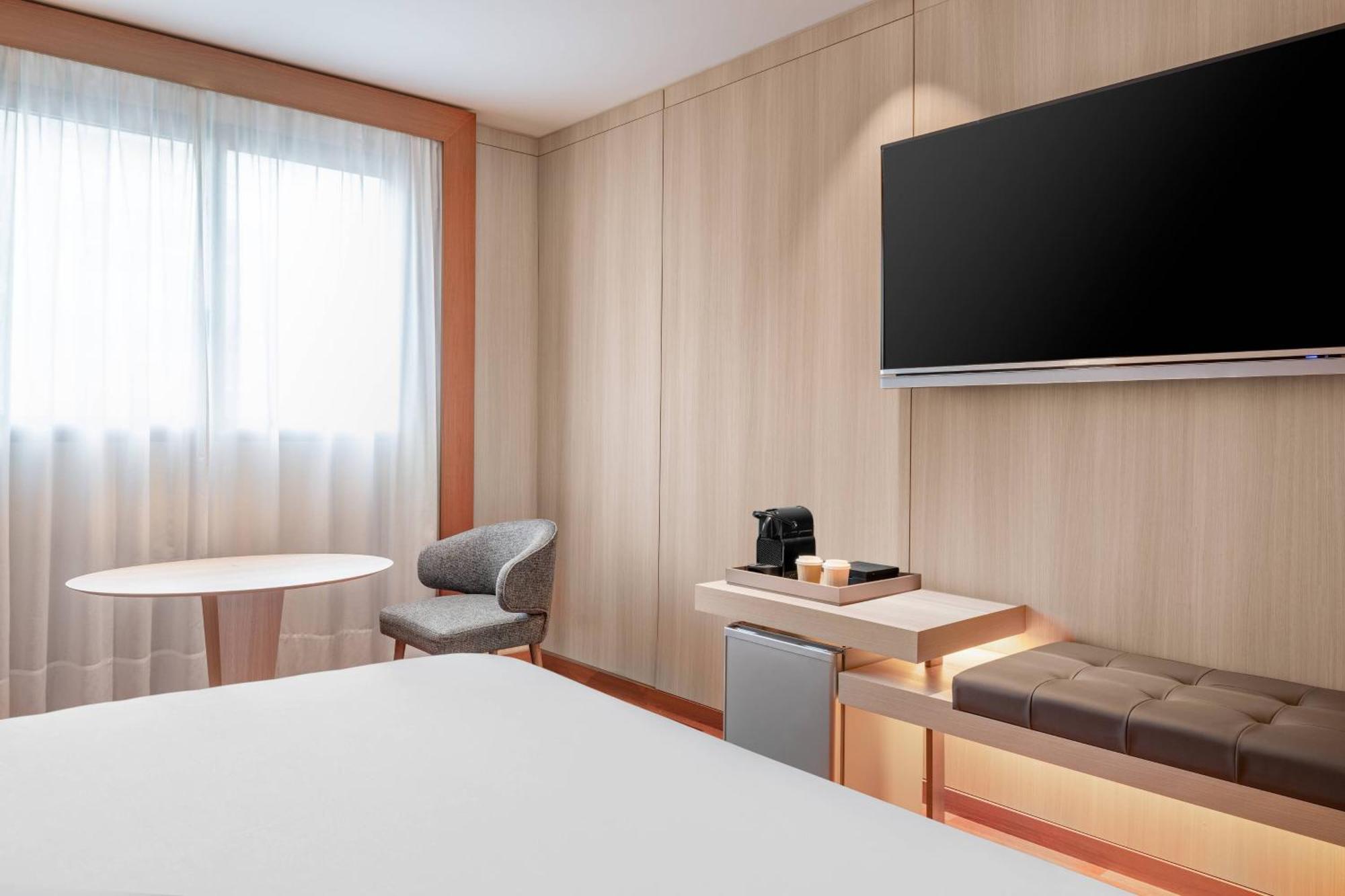 Ac Hotel Huelva By Marriott מראה חיצוני תמונה