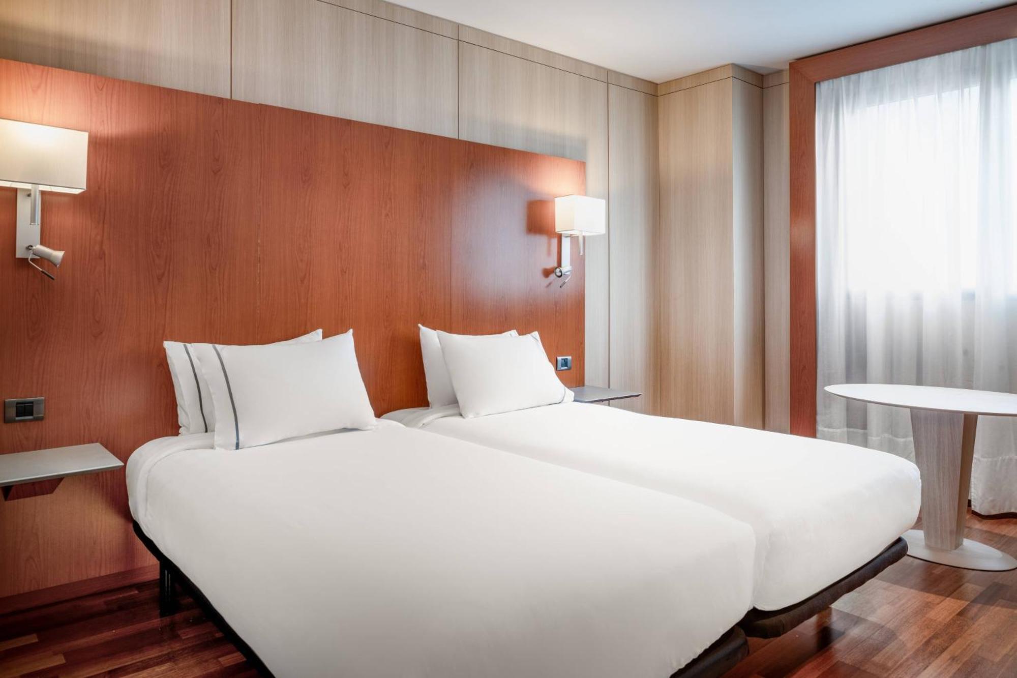 Ac Hotel Huelva By Marriott מראה חיצוני תמונה