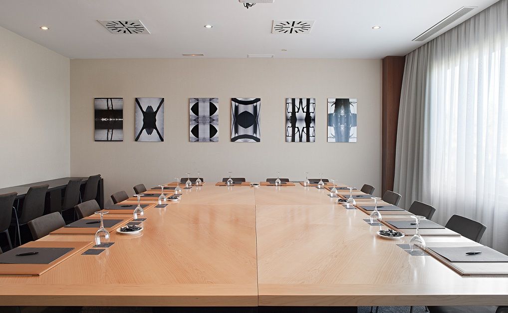 Ac Hotel Huelva By Marriott מראה חיצוני תמונה